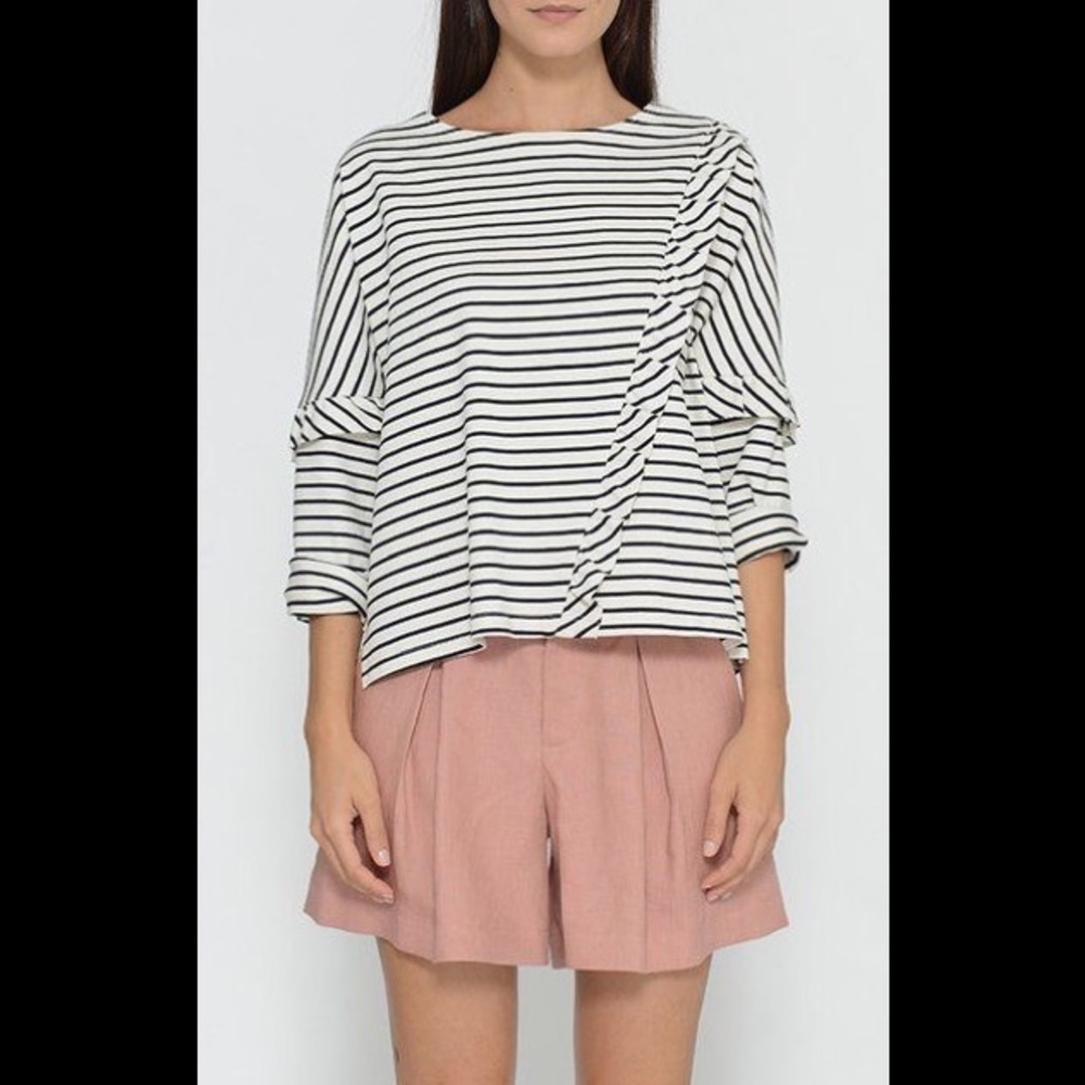 NWT SVILU Dolman Ivory & Navy blue top